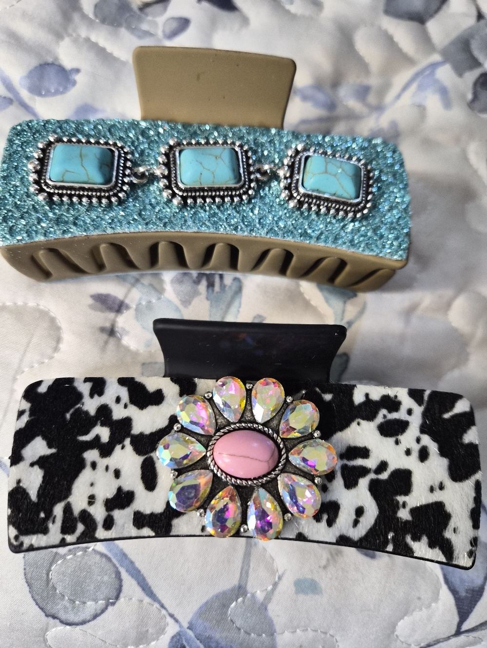Hair Clips Brand New Never Used Bright Shiney Western Inspired Womens Hair Clip